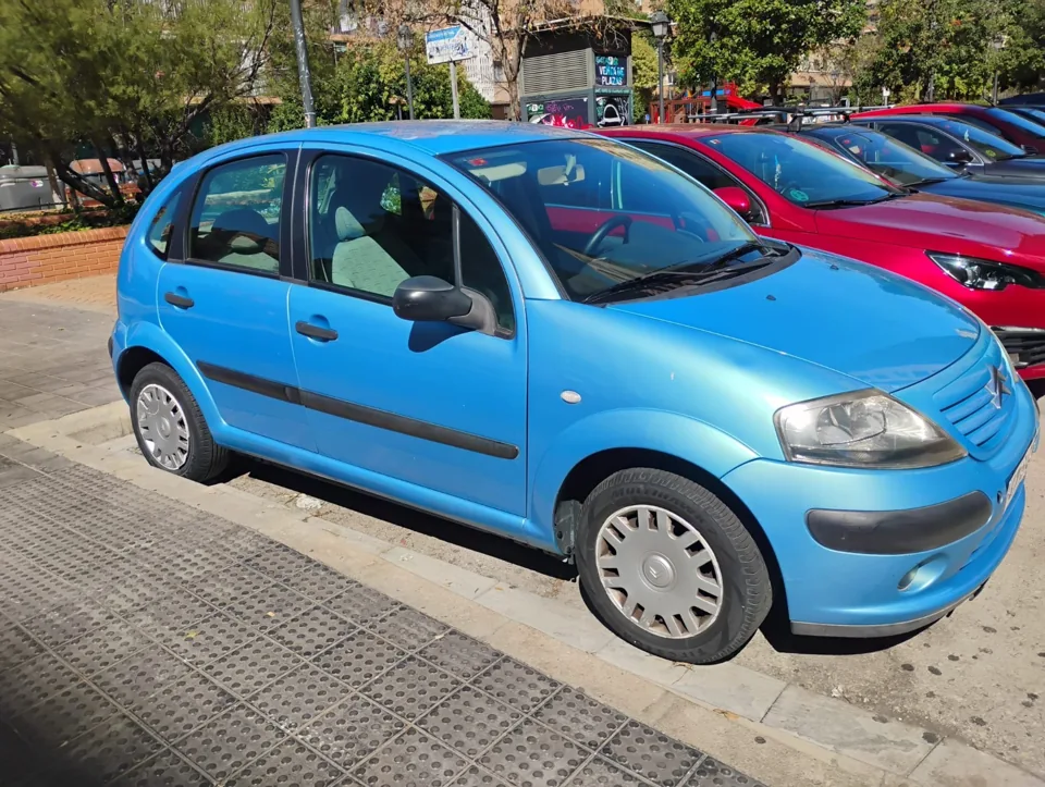 Citroën C3 2004 — vista exterior